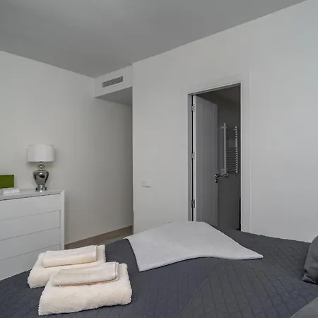 Lica Infinity Collection Penthouse Altana דירה